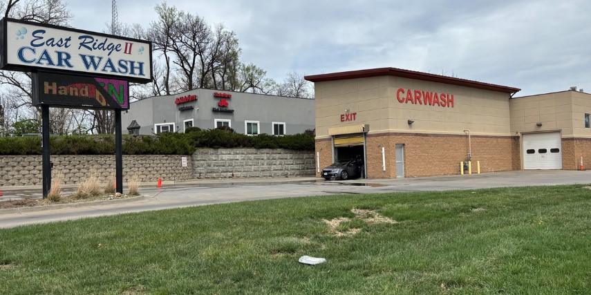 Street view of East Ridge Car Wash in St. Joseph.