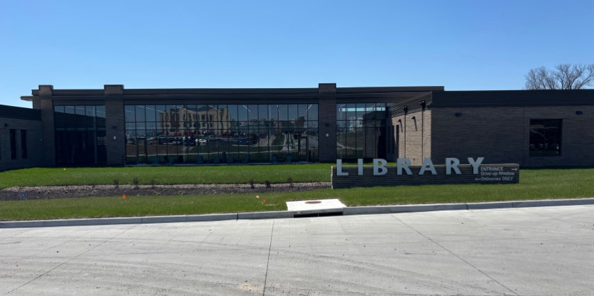 Exterior view of the newly updated Rolling Hills Library.